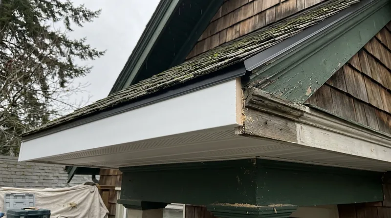 Fascia, Soffit & Exterior Trim Repair Tacoma
